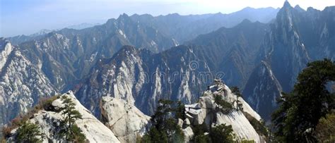  西華山！壮大な自然と歴史の息吹を感じる旅へ！